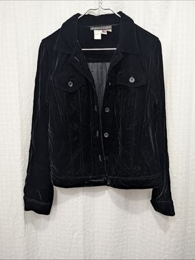Vintage Women's Black Velvet Button-Front Jacket